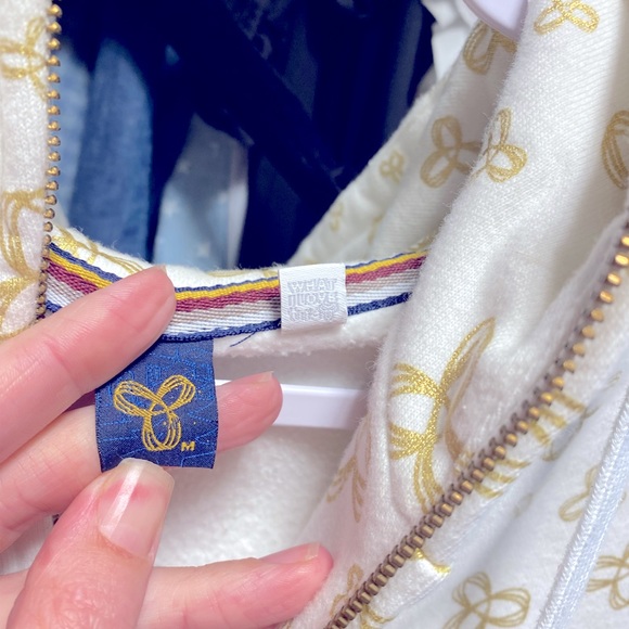 Aritzia full-zip hoodie, Medium, white & gold colour. - Picture 6 of 6